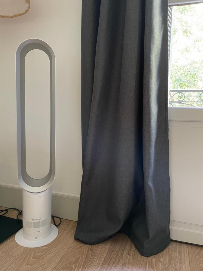 , Rénové Dans Immeuble Classé. * Nîmes
