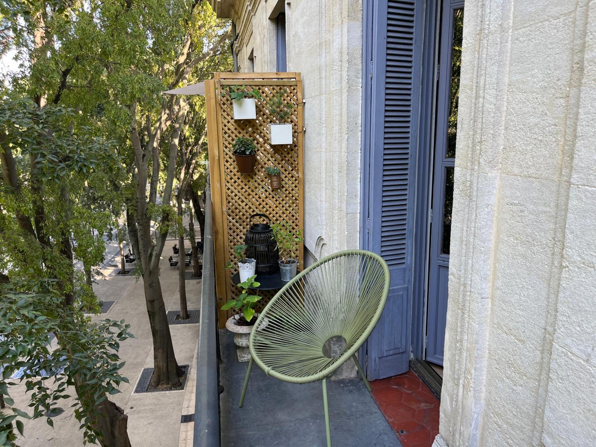 , Renove Dans Immeuble Classe.