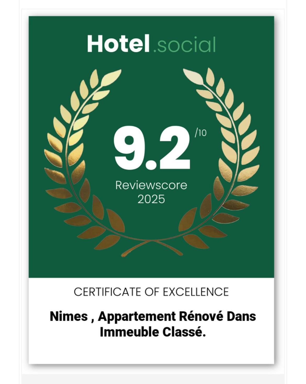 , Renove Dans Immeuble Classe. Nimes